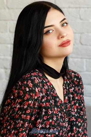 190120 - Aryna Age: 25 - Ukraine