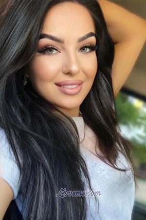 203953 - Alina Age: 32 - Ukraine