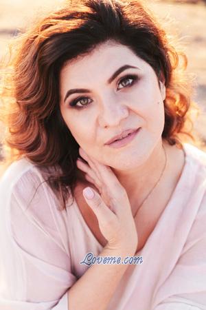 204894 - Oksana Age: 48 - Ukraine