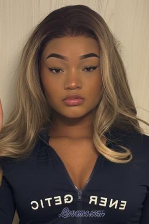 205910 - Geraldine Age: 26 - Colombia