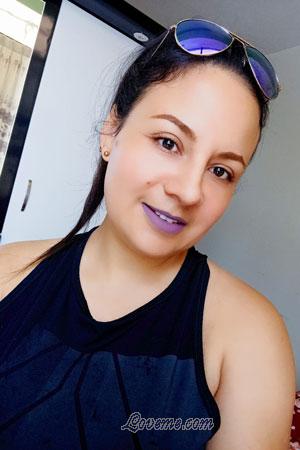 208730 - Darling Age: 37 - Peru