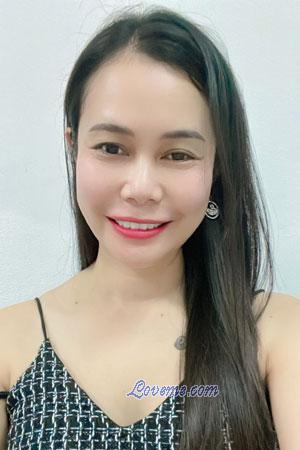 Ladies of Udon Thani