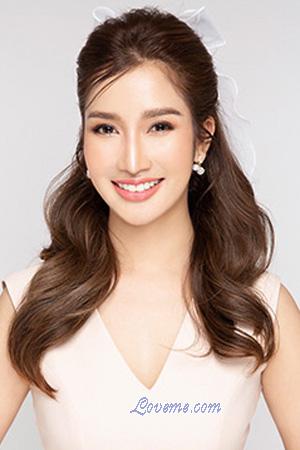 214932 - Pilanthasuth (Ruby) Age: 30 - Thailand